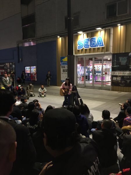 streetperformerinshinjuku.jpg