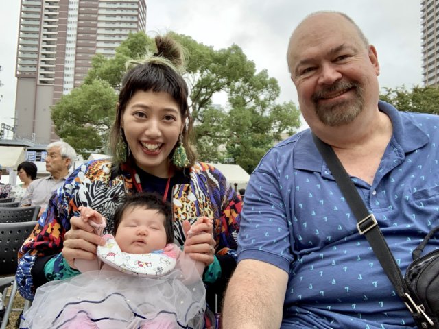 yukaandherverynewbaby2.jpg