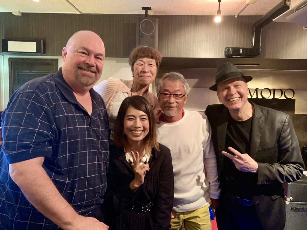 comodomarikoyoshidaandphillipstrange2.jpg