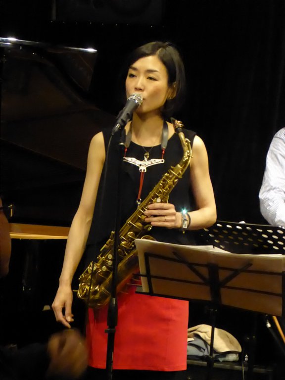 jazzontopactiiimasax.jpg