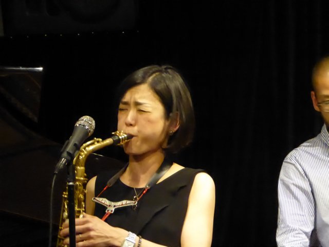 masax2.jpg