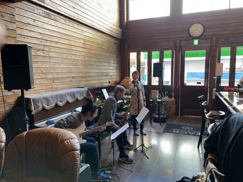 yusukeshikataandhattoritoshikazuatjkscafe.jpg